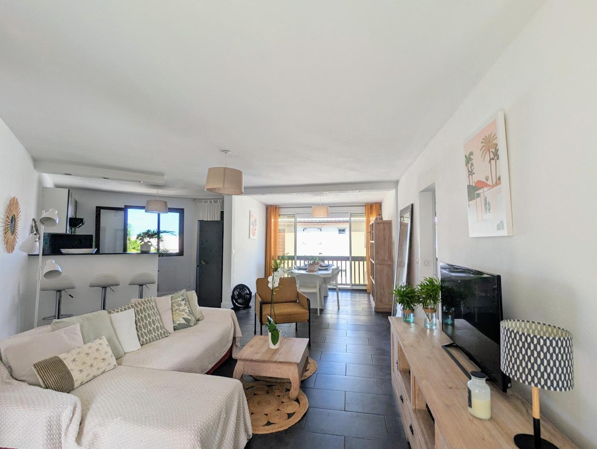 Cap Saint Gilles - T3 Vue Sur Le Port Apartment Ngoại thất bức ảnh